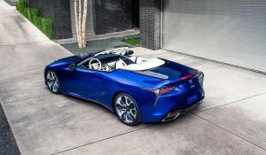 Lexus продолжает тему моря в Regatta Edition
