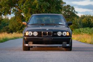 BMW M5 Touring 1992 года, Bring A Trailer