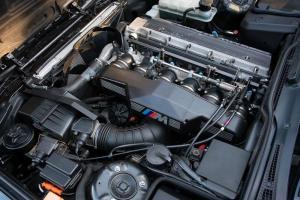 BMW M5 Touring 1992 года, Bring A Trailer