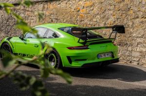 Porsche GT3 RS MR получил улучшенную аэродинамику и сохранил силовую установку
