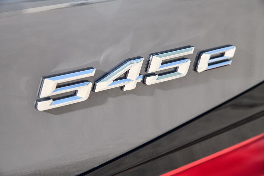 BMW 545e