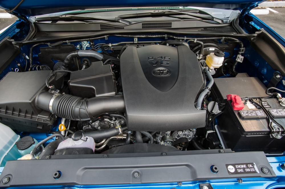 Toyota Tacoma V6