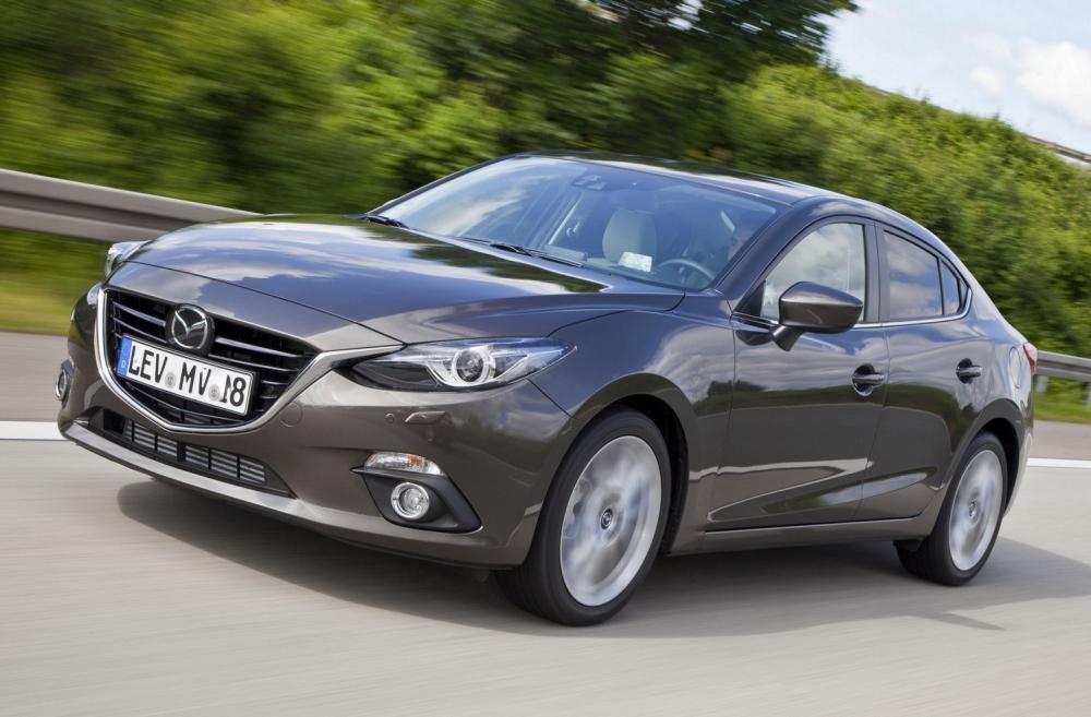 Mazda 3 – за что любят этот автомобиль даже бывалые автолюбители