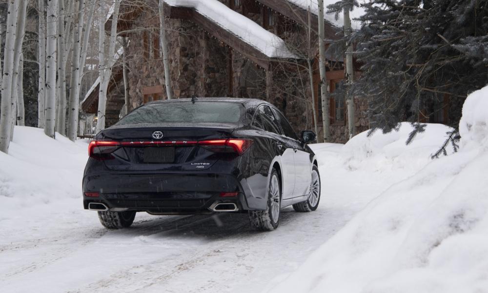 Toyota Avalon Limited AWD