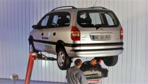 Opel Zafira в ремонте