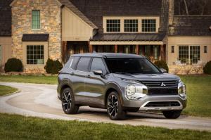Mitsubishi Outlander четвертого поколения