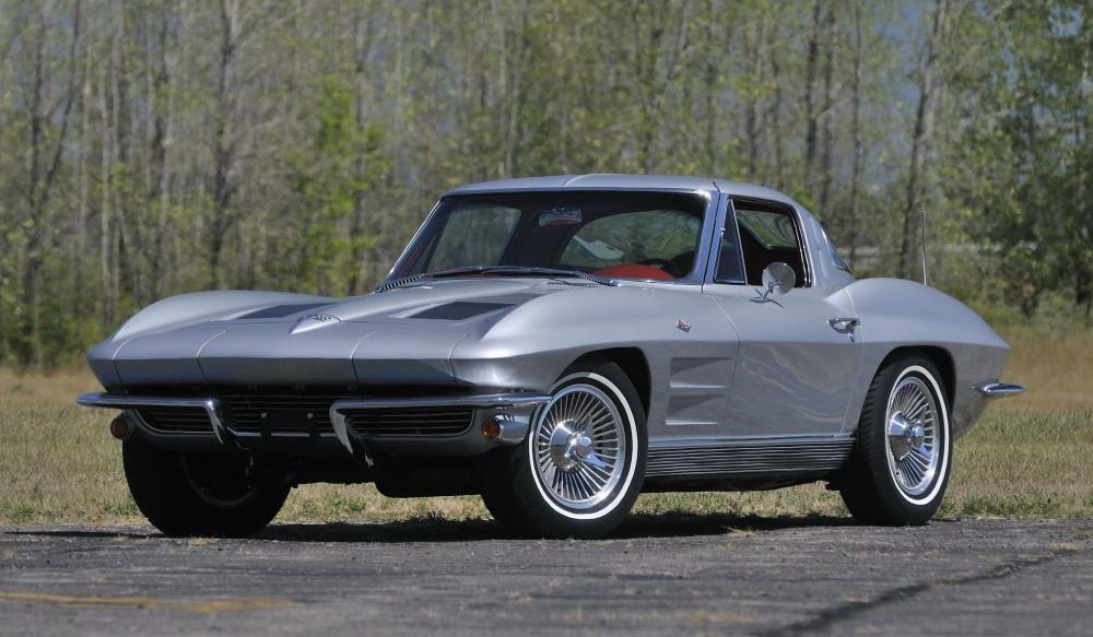 фото Chevrolet Corvette C2