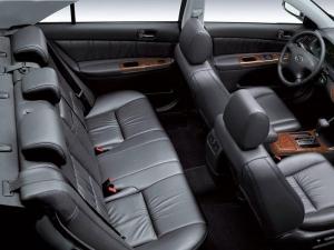 интерьер Toyota Camry пятого поколения 