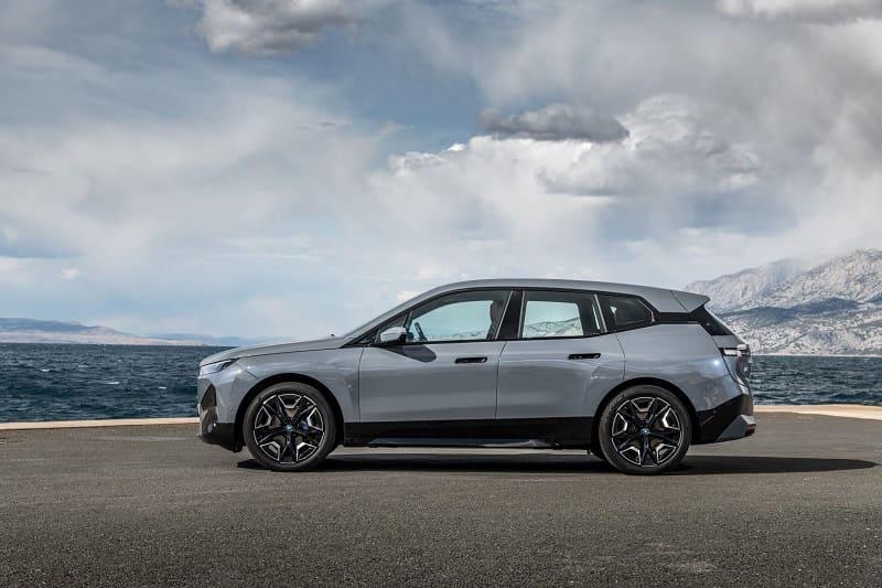 Новые BMW в дилерских центрах «БорисХоф»