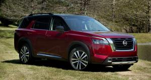 nissan pathfinder platinum awd