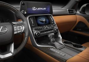 Интерьер внедорожника Lexus LX 2022