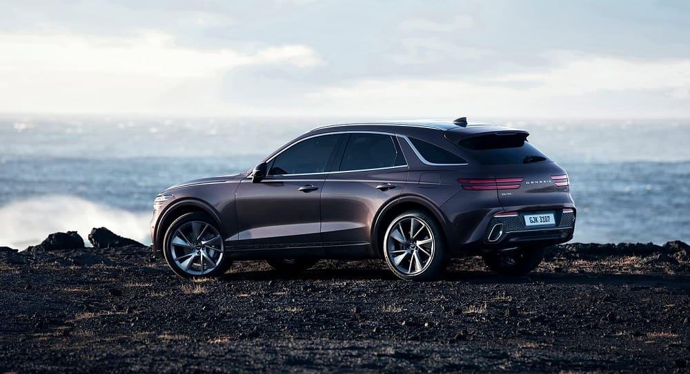 кроссовер Genesis GV70 2021