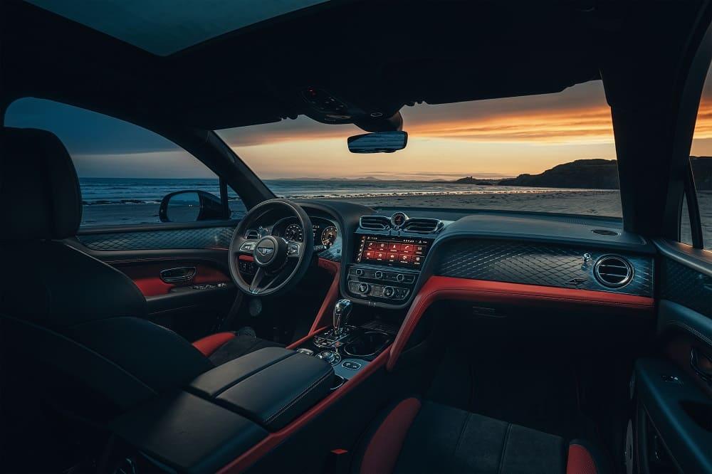 интерьер Bentley Bentayga S 2021