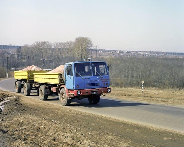 фото КАЗ-608_Колхида