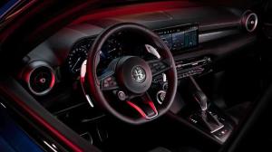 фото торпедо Alfa Romeo Tonale Hybrid