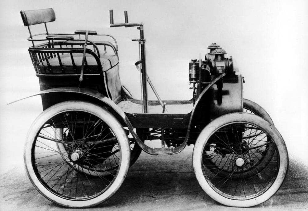первый автомобиль Renault: Voiturette Type-A