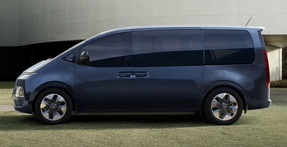 минивэн Hyundai Staria