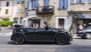 MINI Cooper S Convertible 2022 в версии Resolute