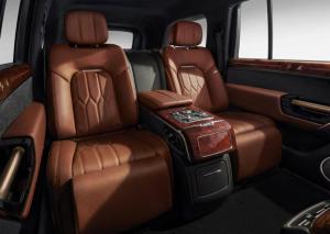в салоне Hongqi LS7