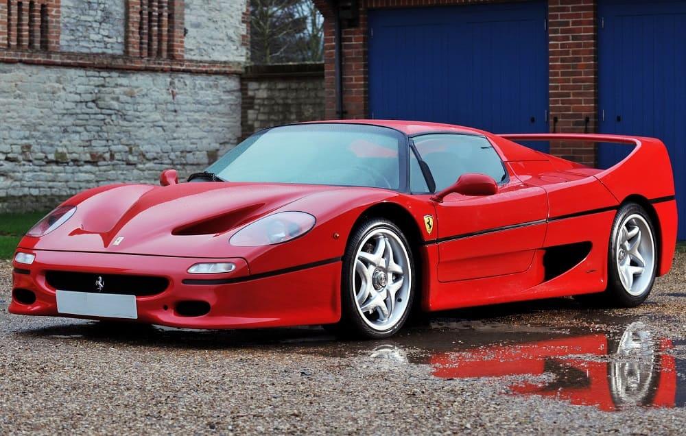 FERRARI F50 1995 года