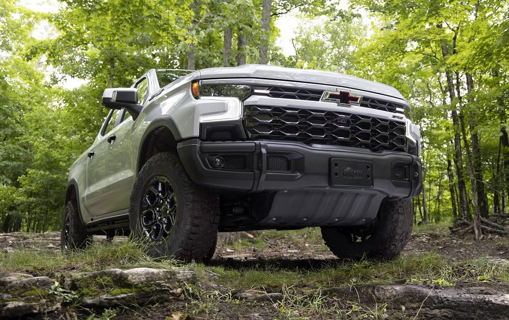 внедорожник Silverado ZR2 Bison 2023