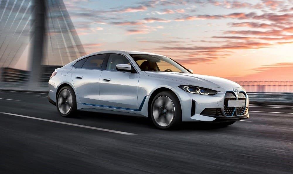 фото BMW i4
