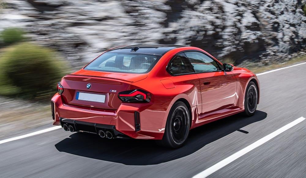 фото BMW M2 второго поколения 2023
