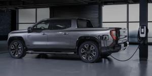 2024 GMC SIERRA EV Denali 