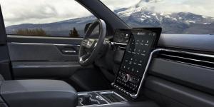 Интерьер GMC SIERRA EV Denali