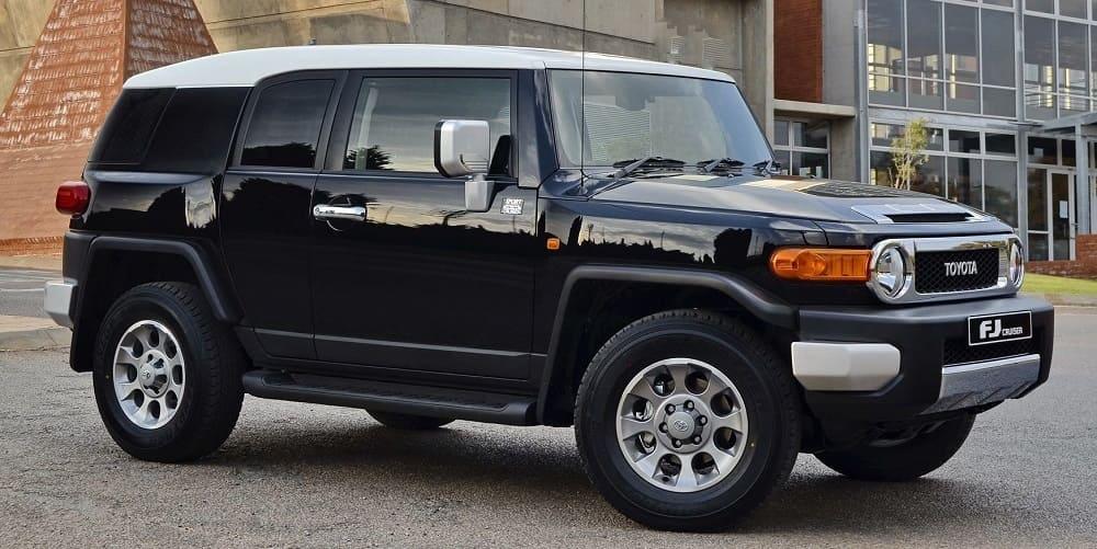 Toyota FJ Cruiser фото