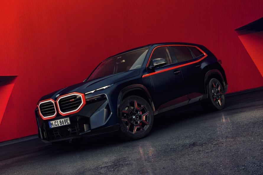 фото BMW XM LABEL RED 2023