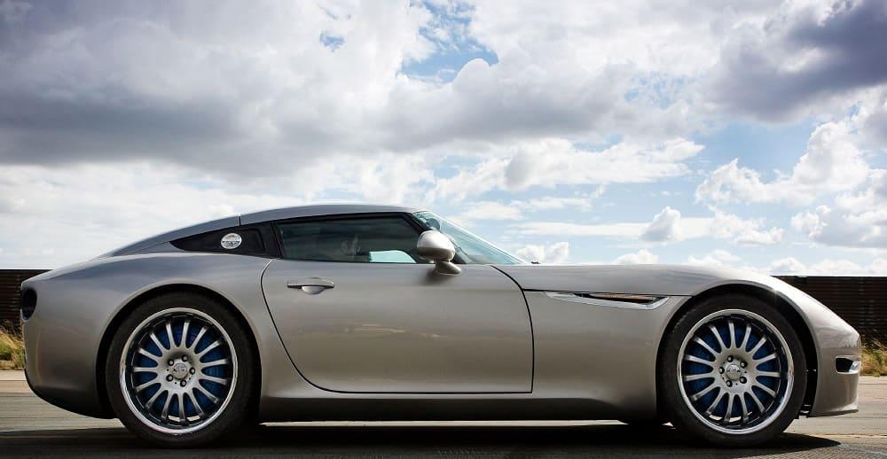 электрический Lightning GT