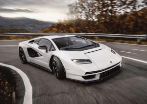Новый Countach LPI 800-4 от Lamborghini: все 112 машин уже проданы
