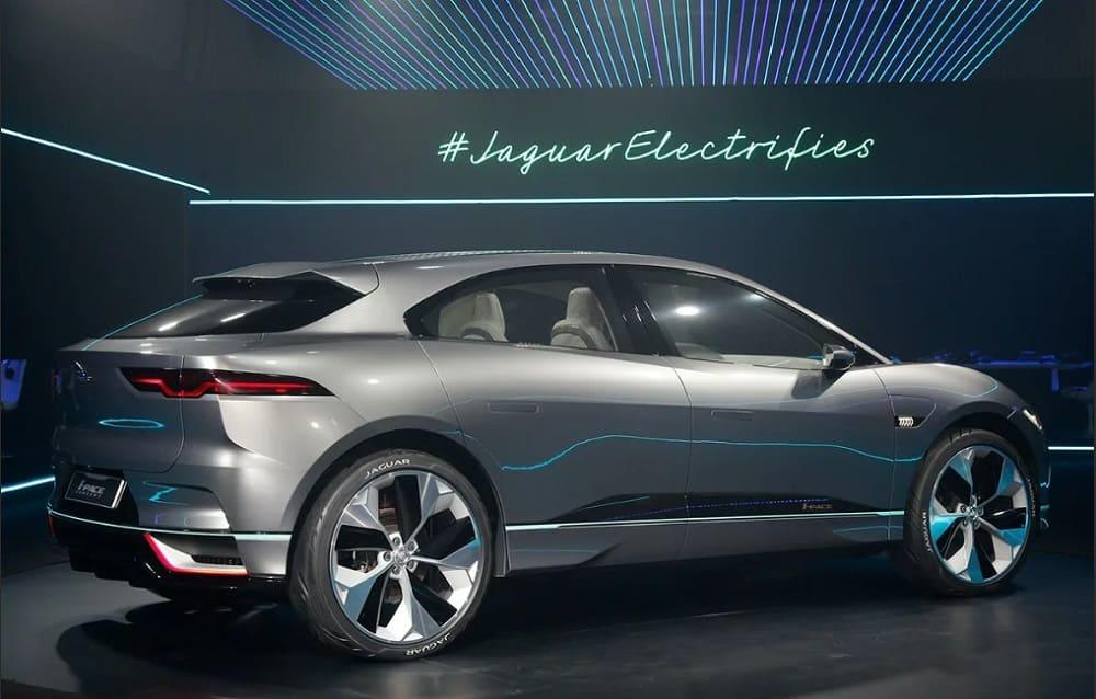 Jaguar I-PACE.