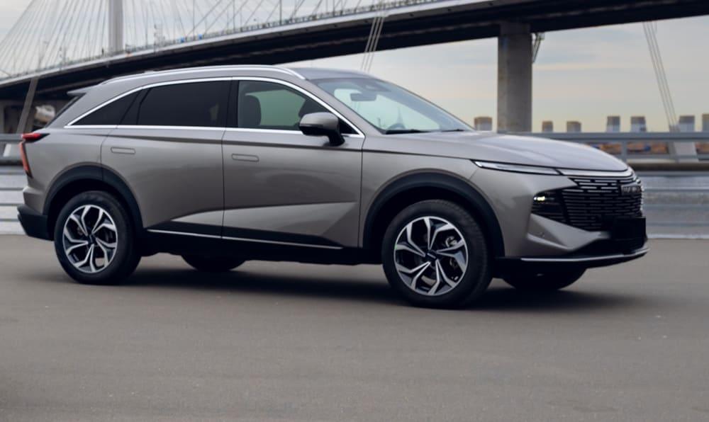 Подробно кроссовер Haval F7