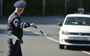Как правильно себя вести, если вас остановил инспектор ГИБДД