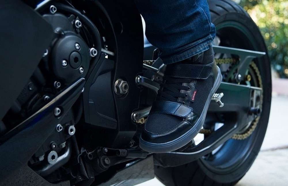 Moto Shoes