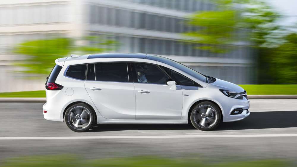 компактвэн Zafira Tourer