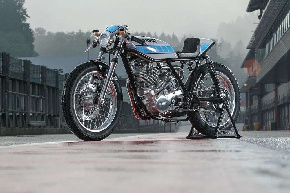 Фред Крюггер Бертран: заряженный кафе рейсер Yamaha SR400