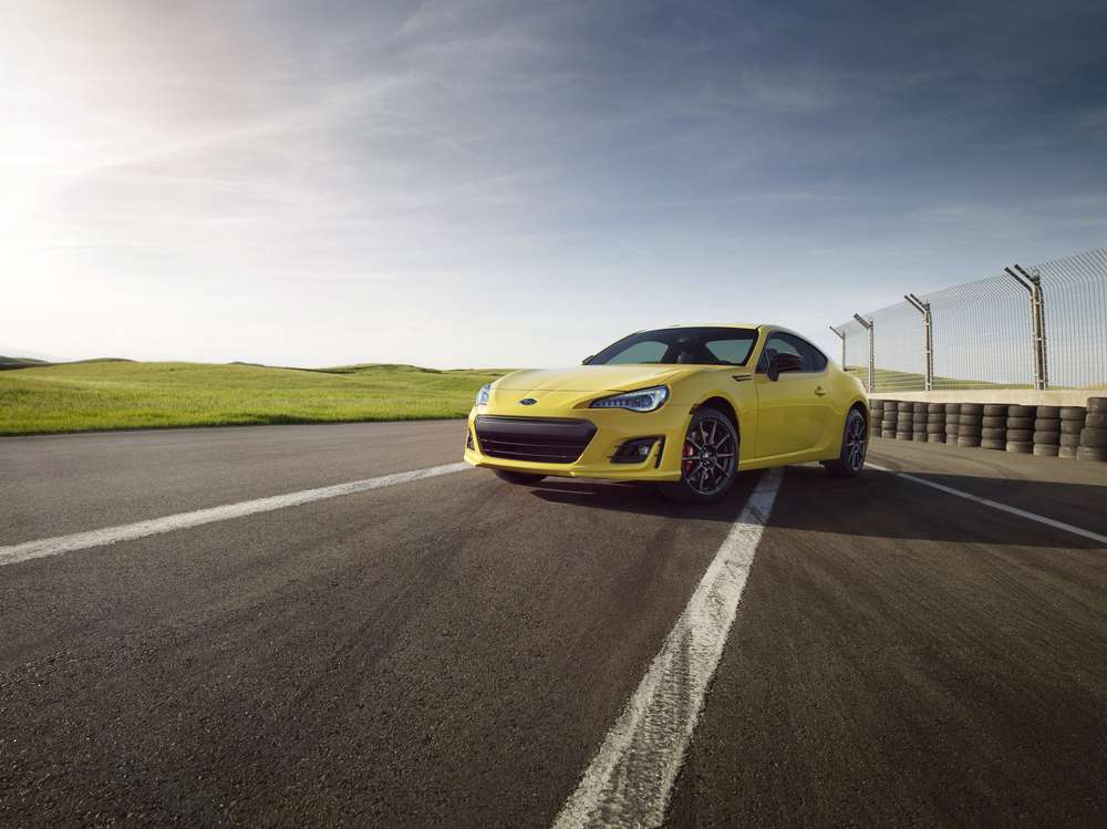 В США представили лимитированную версию купе Subaru BRZ – Series.Yellow