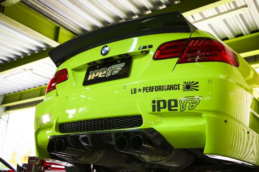 2014 BMW M3 Coupe by Liberty Walk and iPE Innotech.