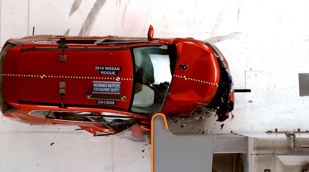 Новый краш-тест IIHS: Nissan Rogue (X-Trail)