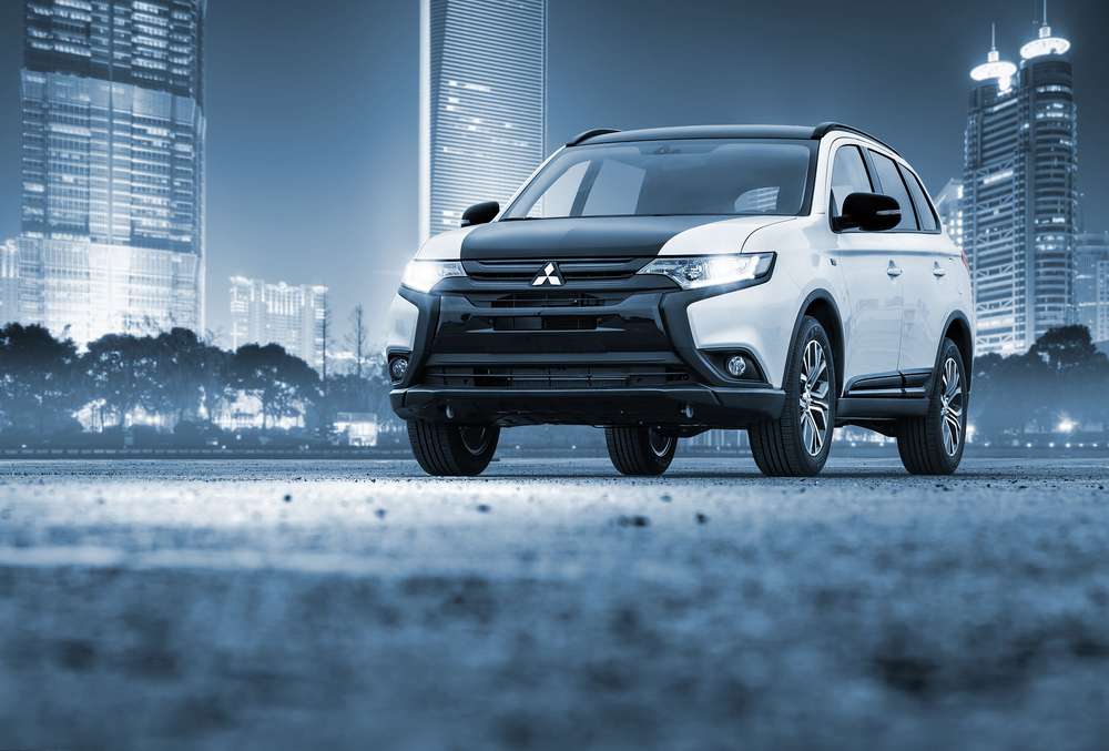 В России начались продажи лимитированной модификации кроссовера Mitsubishi Outlander