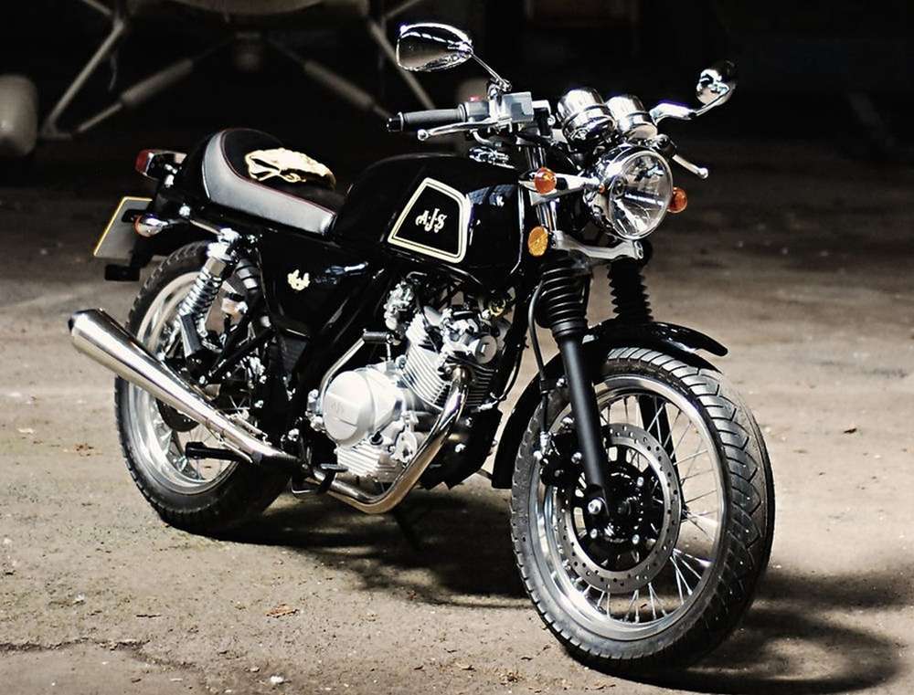 Классик AJS Caldwell 125