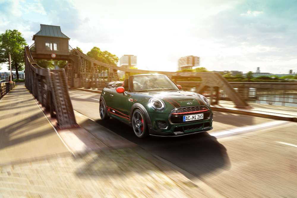 Тюнеры ателье AC Schnitzer «прокачали» новый Mini Cooper