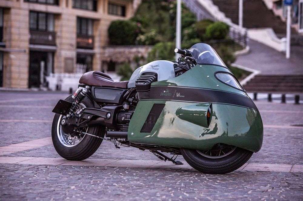 Спортбайки Moto Guzzi