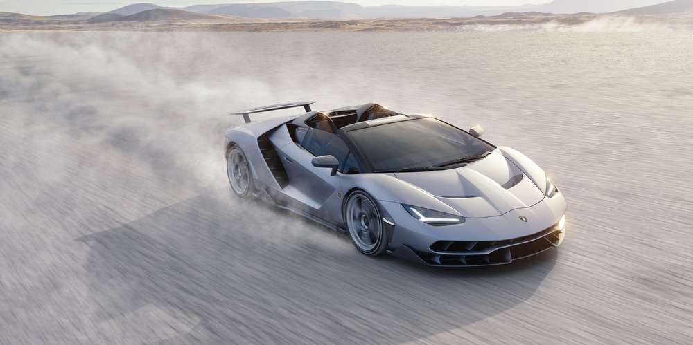 У суперкара Lamborghini Centenario «сорвало» крышу