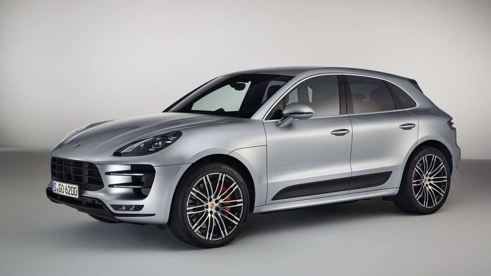 Кроссовер Porsche Macan Turbo стал мощнее