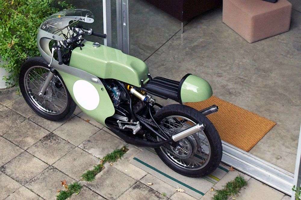 Scales Studio: кастом Yamaha RD250