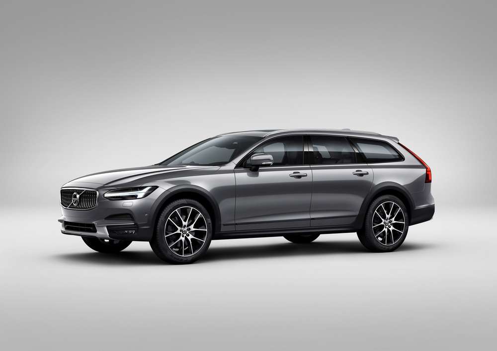 Рассекречен дизайн кроссовой модификации универсала Volvo V90